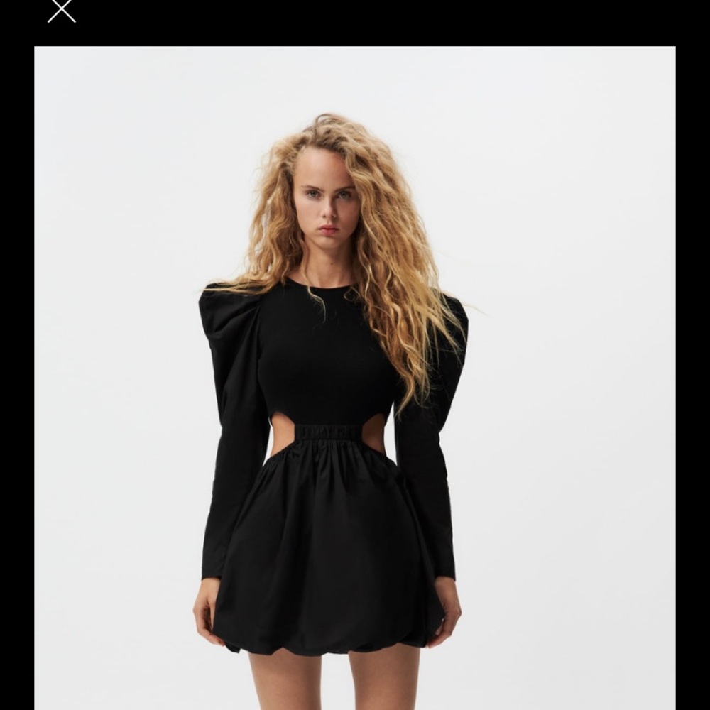 ISO ZARA CUT-OUT BALLOON DRESS XS OR SMALL